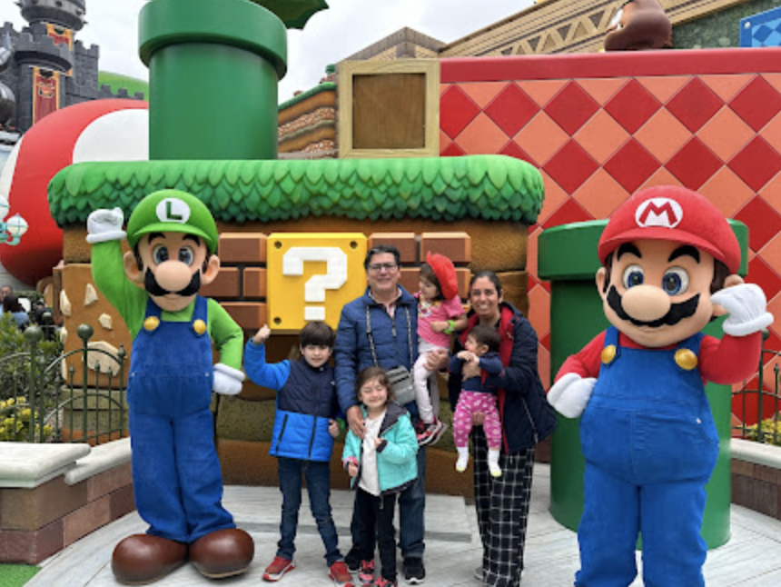 Juan Delgado with family